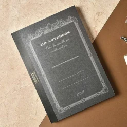Apica | Cuaderno Premium A6 Silky Black (Puntos)