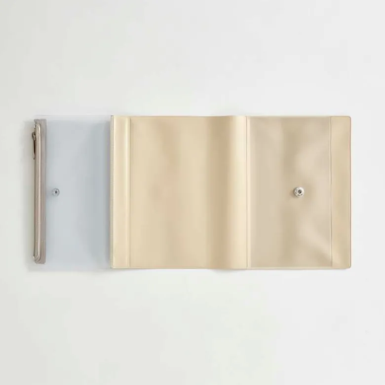 Daigo | Funda Estuche de Plástico Isshoni A6 Beige
