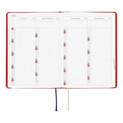 Hobonichi | Agenda Hobonichi HON A6 Yumi Kitagishi: White Cat and Rabbit’s Tea Room 2027