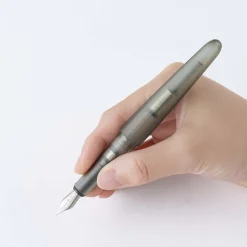 Hobonichi | Pluma Estilográfica Kakimori x TSUKI no IRO: Frost EF