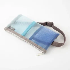 Midori | Estuche Book Band B6 - A5 de Malla Light Blue