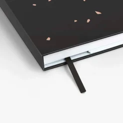 Mossery | Cuaderno Threadbound A5 Black Speckle (Puntos)
