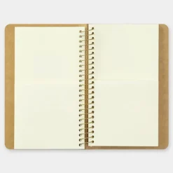 Traveler's Company | Cuaderno con Espiral A6 Slim Bolsillos de Papel